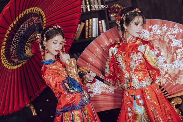中式婚紗,中式婚紗照,中式秀禾服,中式禮服,中式個人寫真,中式全家福,中式閨蜜寫真
